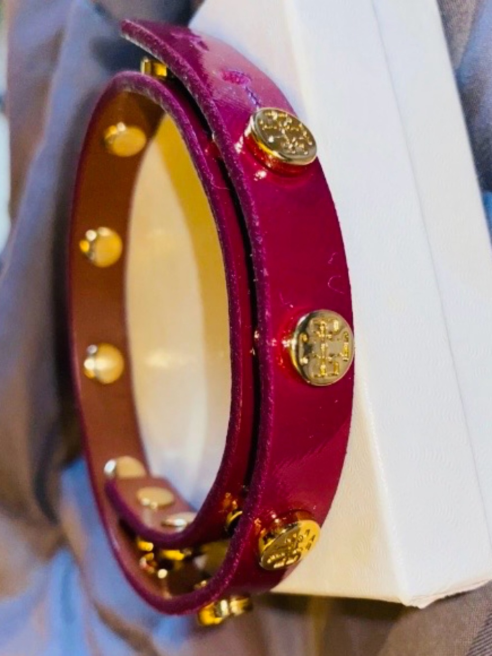 Tory Burch Miller line double-wrap leather logo stud bracelet - like new - Picture 6 of 6